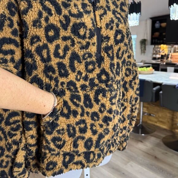 FADE Junior Leopard Print Half-Zip Faux Sherpa Hoodie, Size Large - Picture 5 of 15